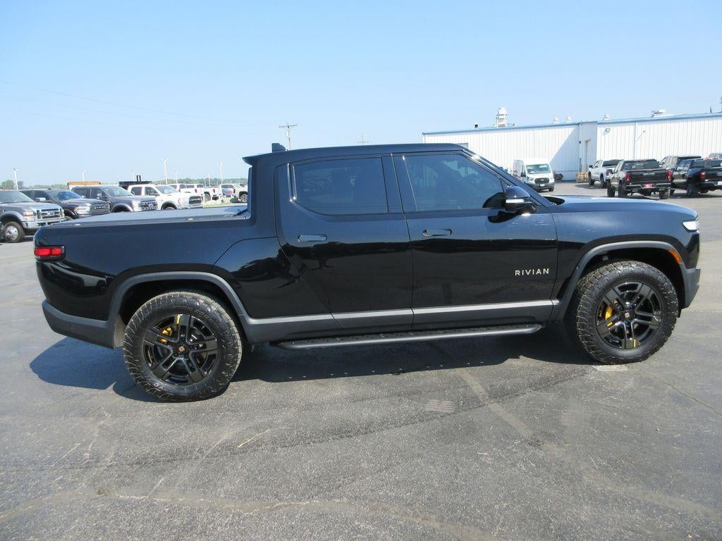 2023 RIVIAN R1T Adventure