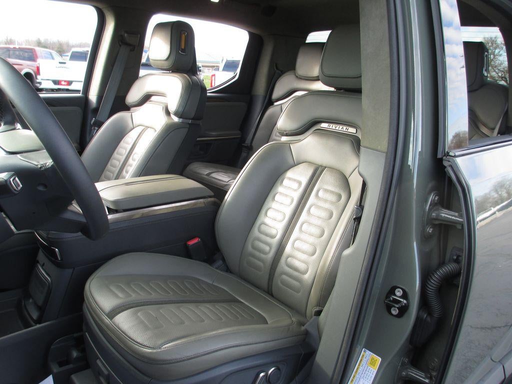 2022 RIVIAN R1T Launch Edition