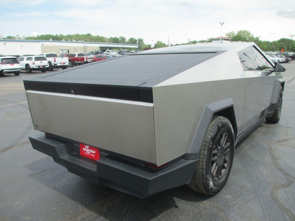 2025 Tesla Cybertruck Base