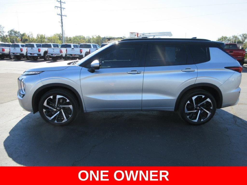 2023 Mitsubishi Outlander SEL