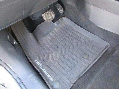 2023 Mitsubishi Outlander SEL