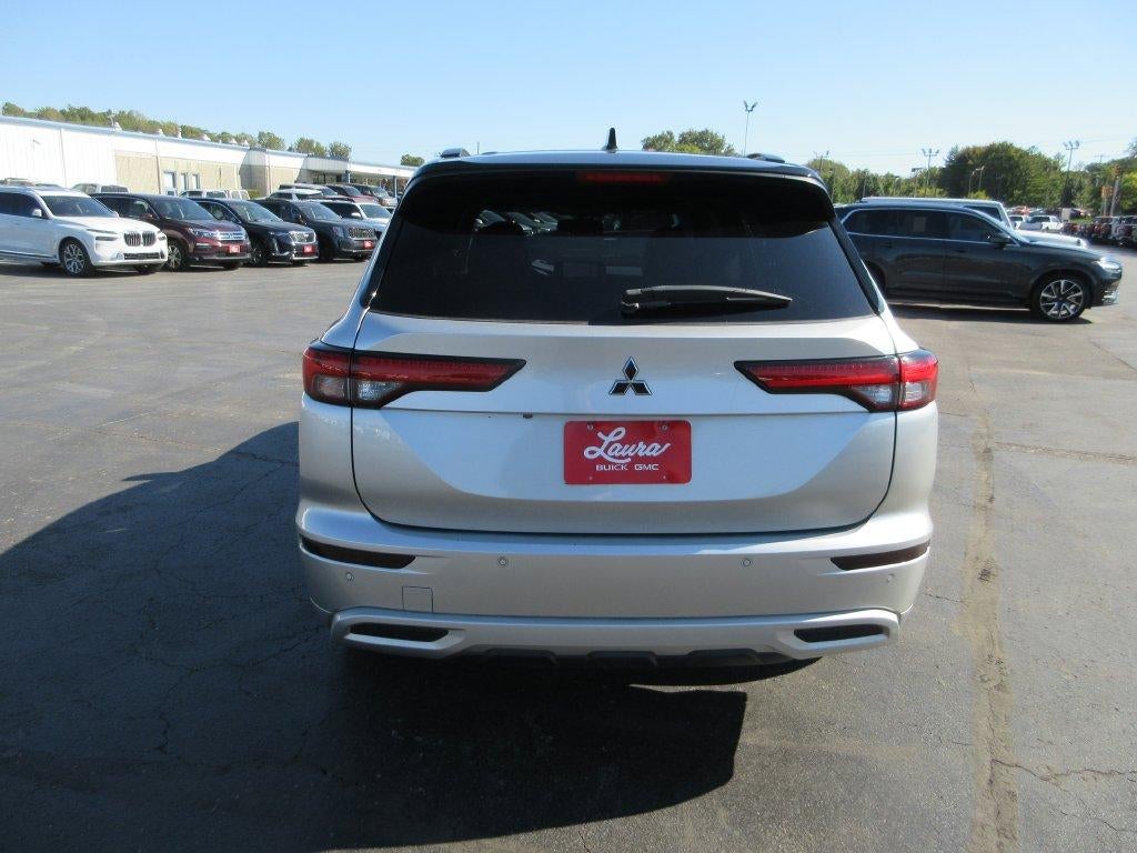 2023 Mitsubishi Outlander SEL