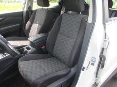 2017 Nissan Rogue Sport SV