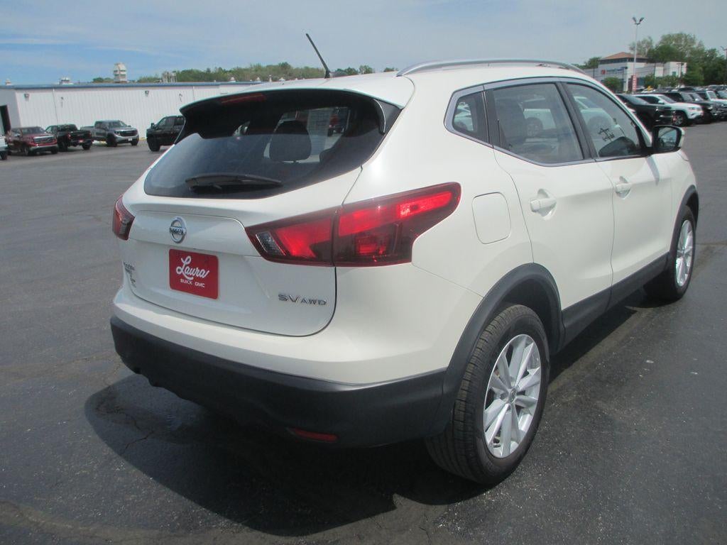 2017 Nissan Rogue Sport SV