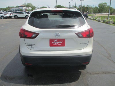 2017 Nissan Rogue Sport SV