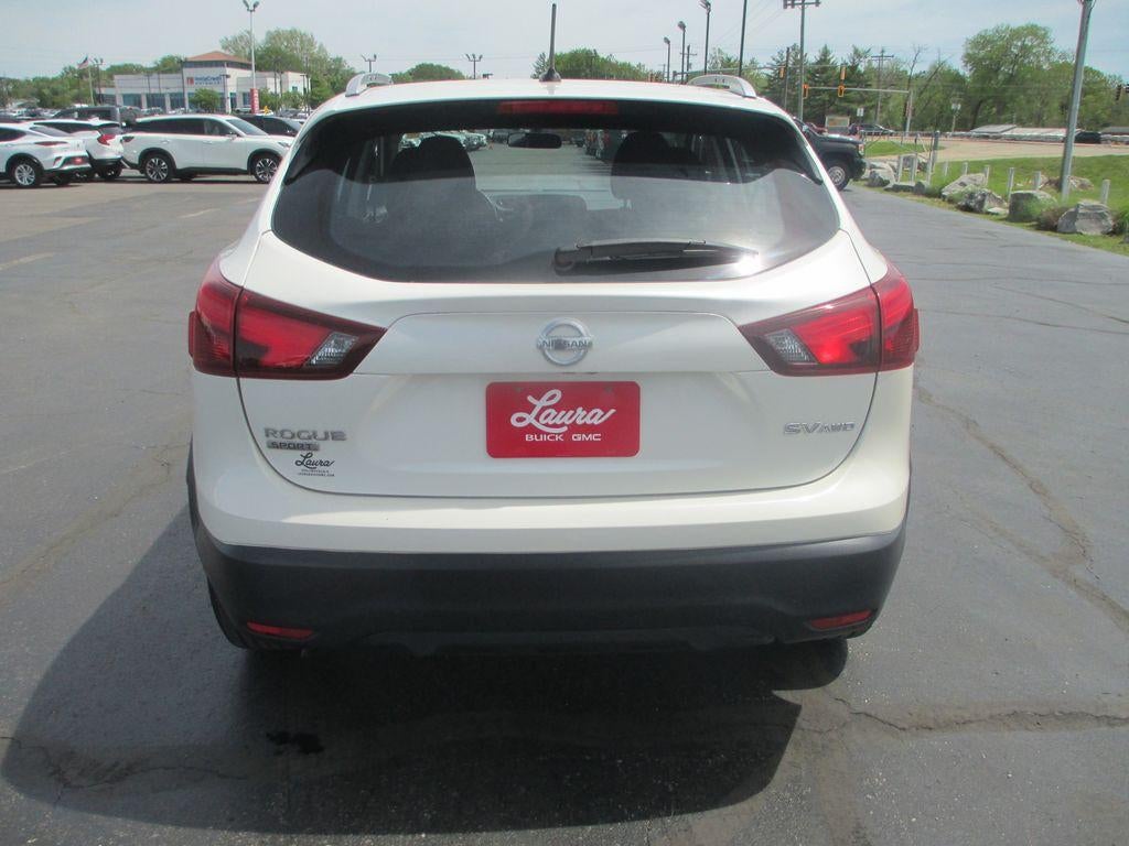 2017 Nissan Rogue Sport SV