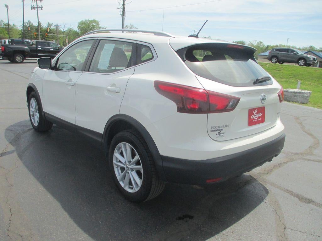 2017 Nissan Rogue Sport SV