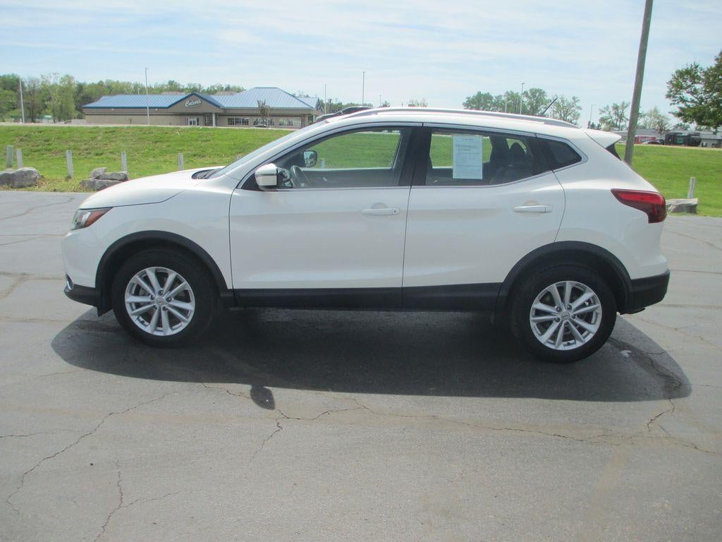 2017 Nissan Rogue Sport SV