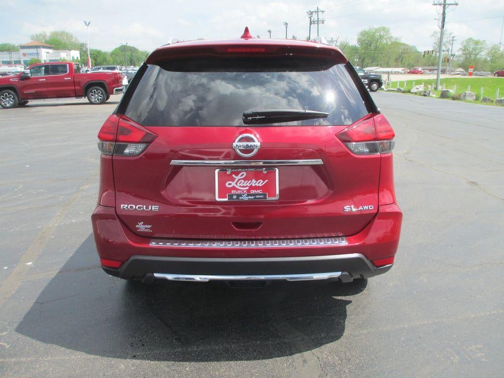 2017 Nissan Rogue SL
