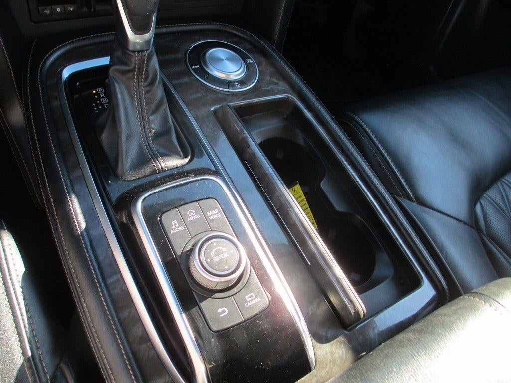 2022 Nissan Armada Platinum