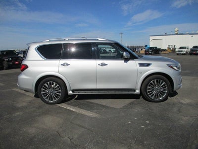 2019 INFINITI QX80 LUXE