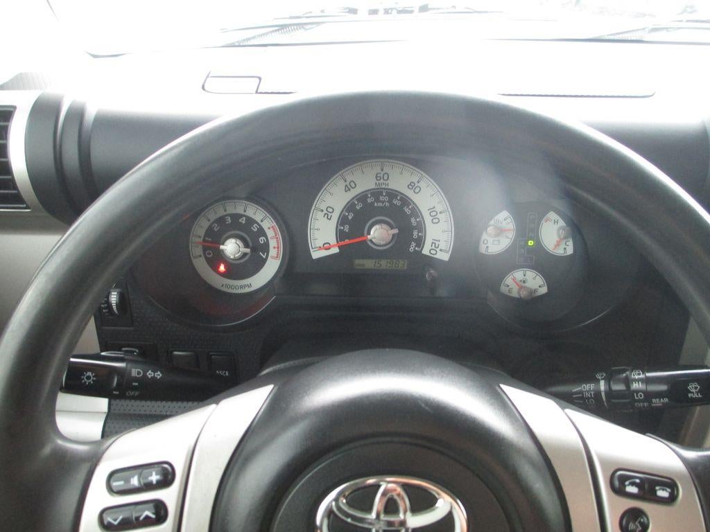 2011 Toyota FJ Cruiser Base