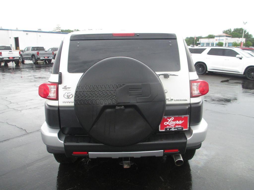 2011 Toyota FJ Cruiser Base