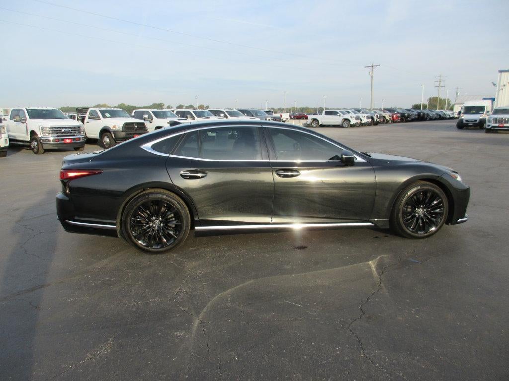 2022 Lexus LS 