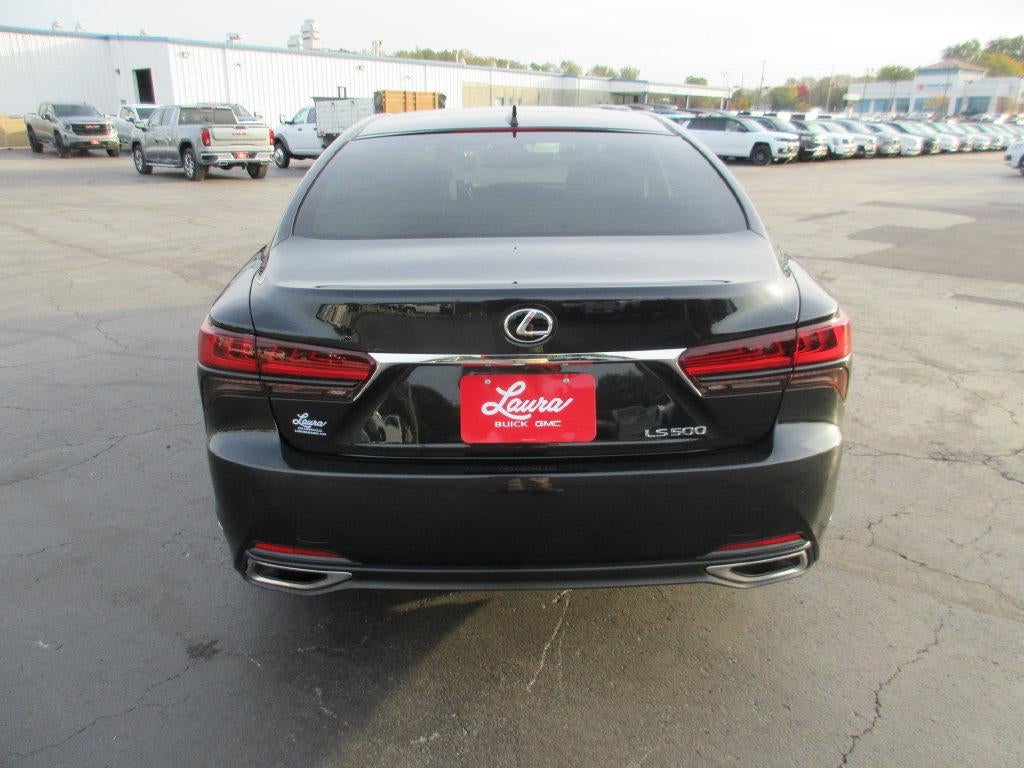 2022 Lexus LS 