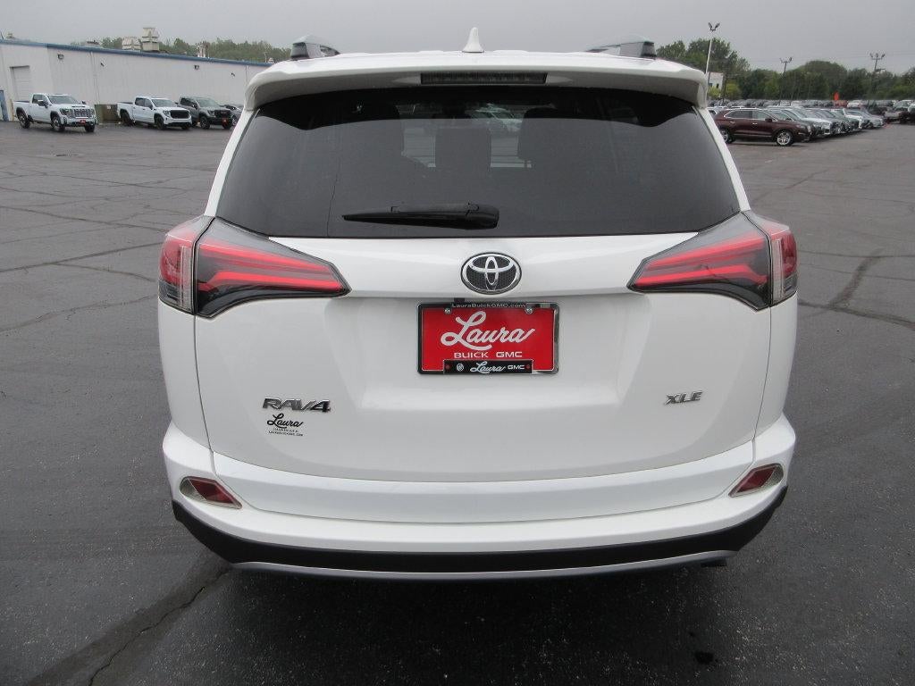 2018 Toyota RAV4 XLE