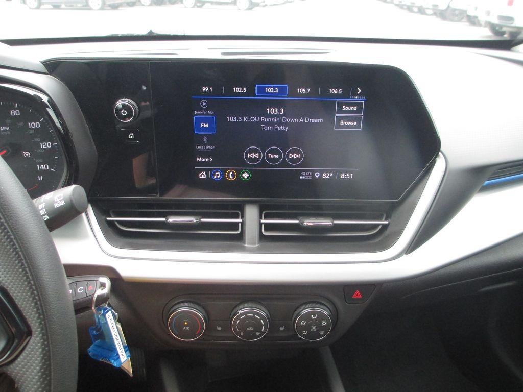 2025 Chevrolet Trax LS