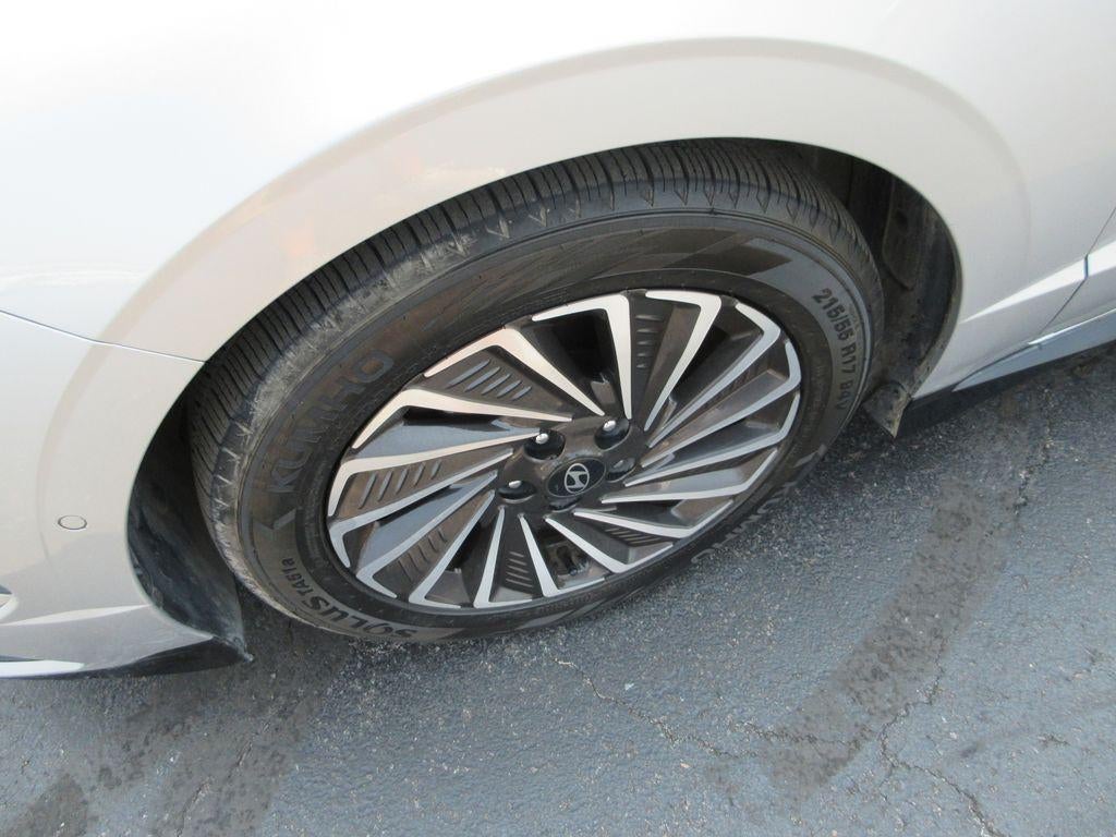 2025 Hyundai Sonata Hybrid Limited