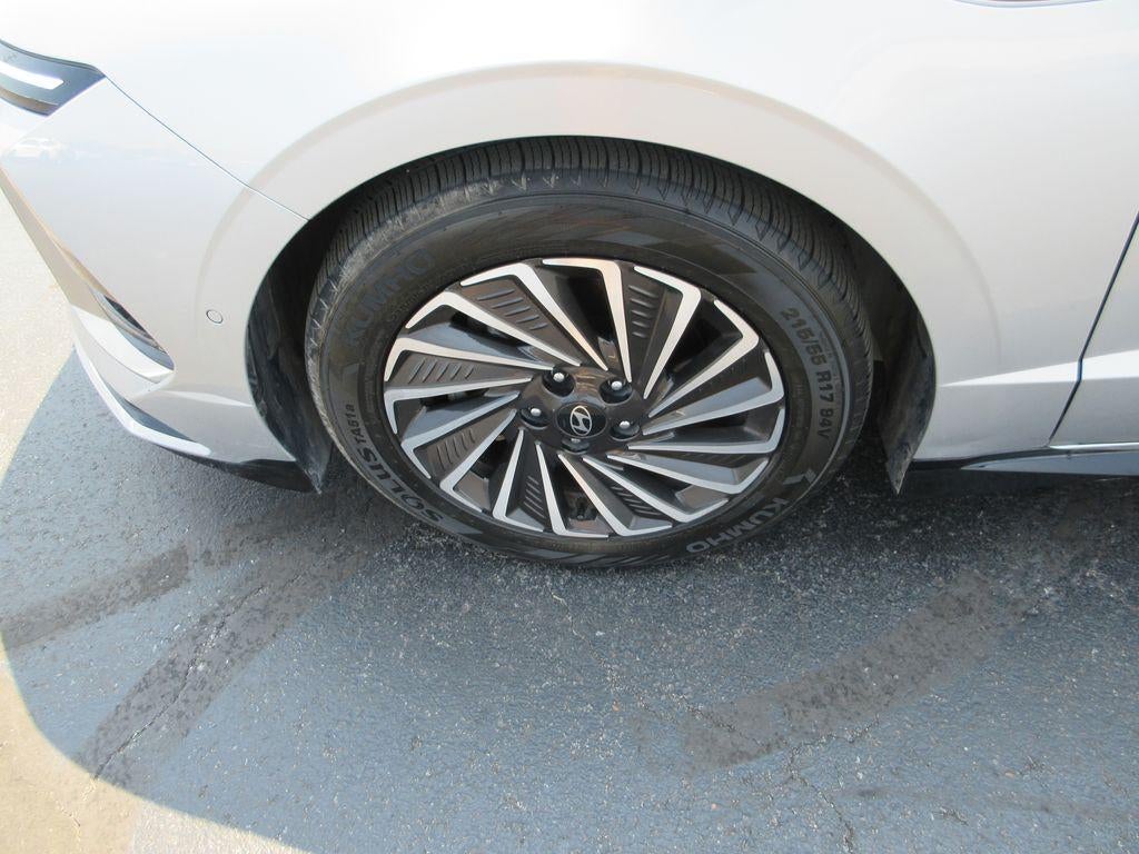 2025 Hyundai Sonata Hybrid Limited