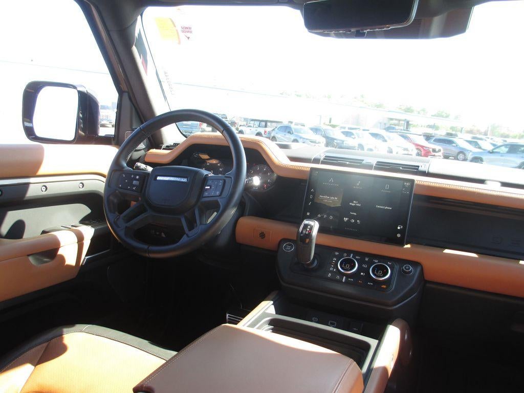 2024 Land Rover Defender 110 P400 X