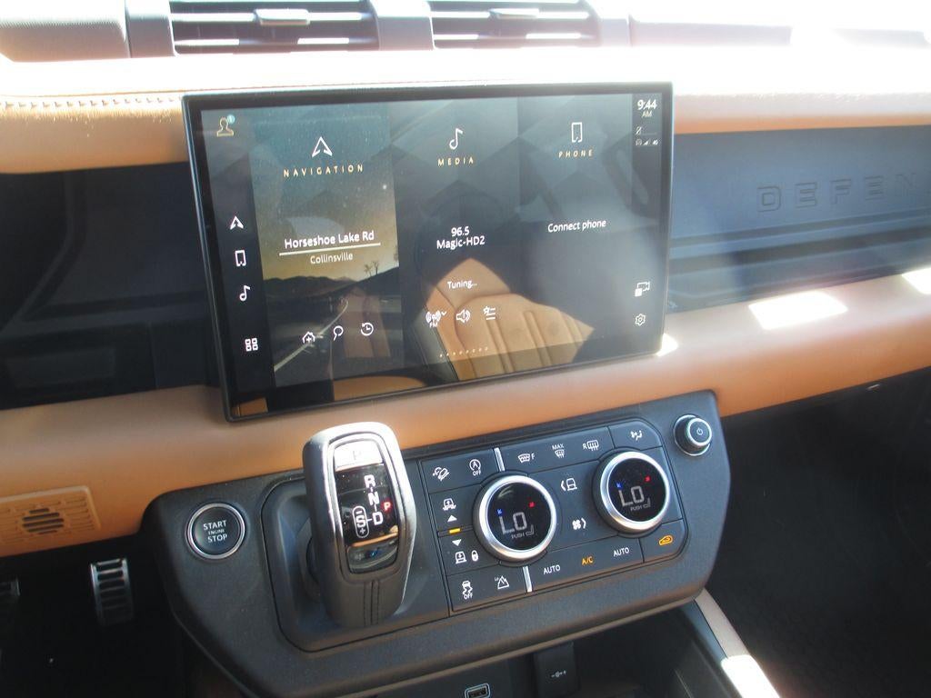 2024 Land Rover Defender 110 P400 X