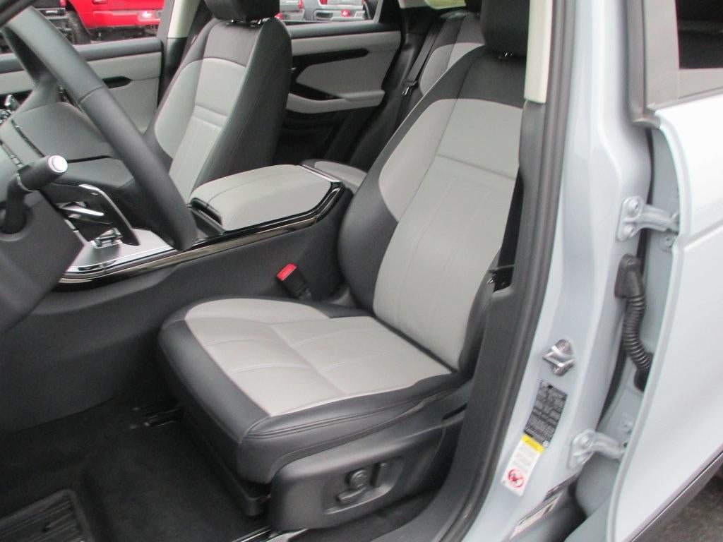 2025 Land Rover Range Rover Evoque Dynamic SE