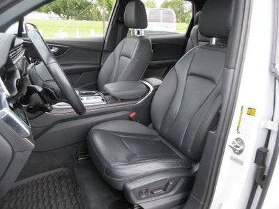 2023 Audi Q7 Premium 55 TFSI quattro Tiptronic