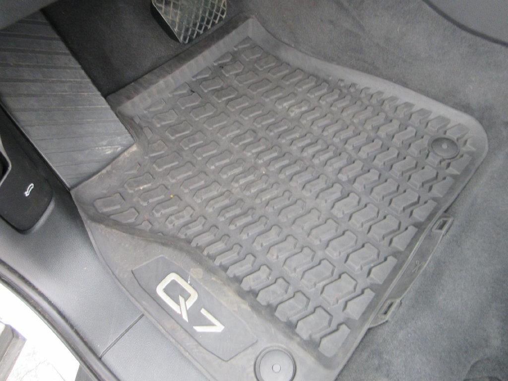 2023 Audi Q7 Premium 55 TFSI quattro Tiptronic