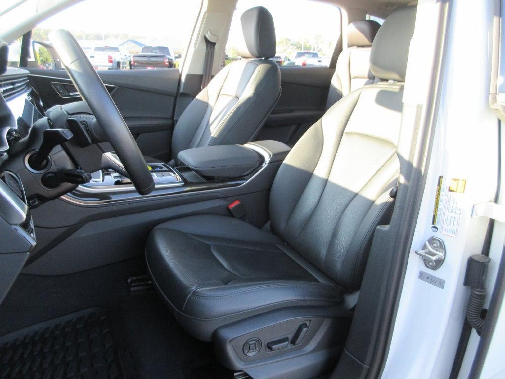 2023 Audi Q7 Premium Plus 55 TFSI quattro Tiptronic