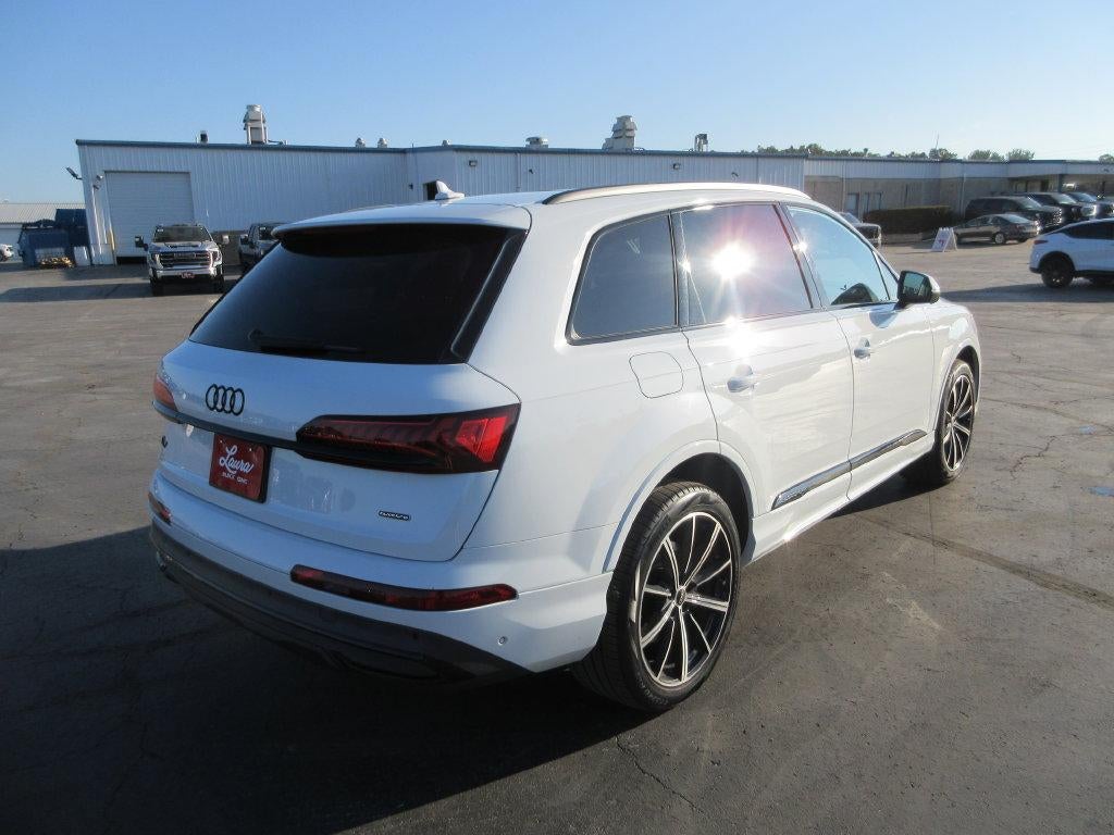 2023 Audi Q7 Premium Plus 55 TFSI quattro Tiptronic