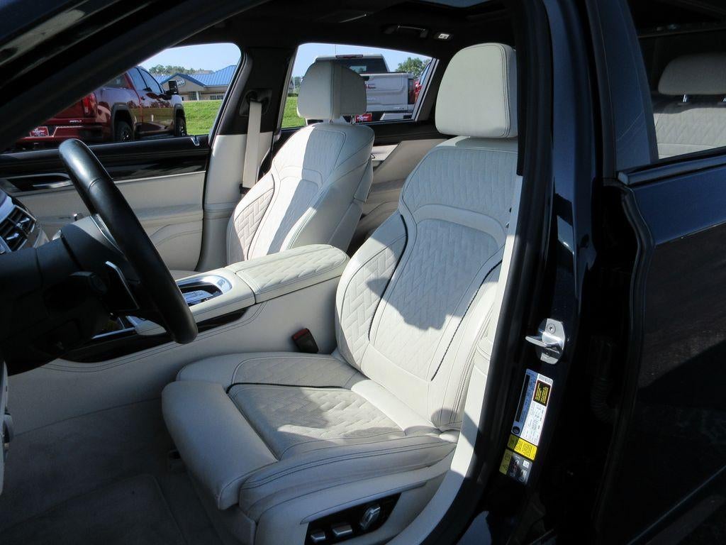 2020 BMW 745e xDrive iPerformance