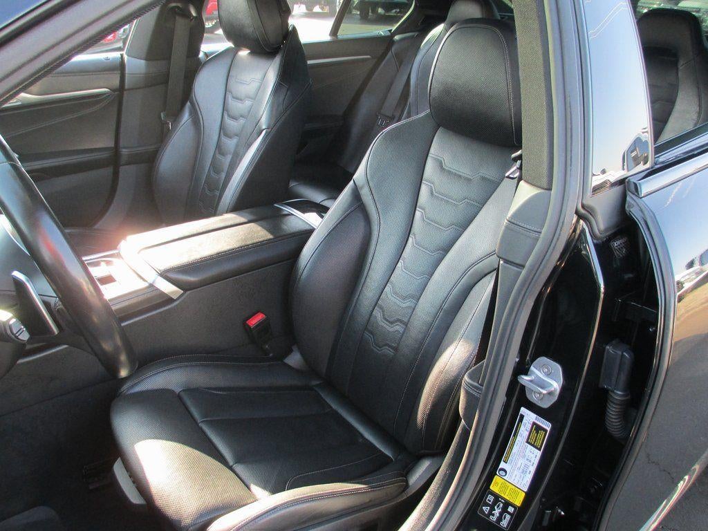 2020 BMW 8 Series M850i