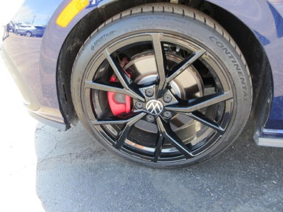 2024 Volkswagen Golf GTI 380 S