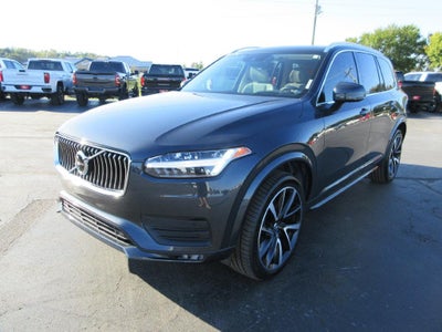 2022 Volvo XC90 T6 Momentum 7 Passenger