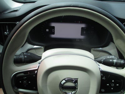 2024 Volvo XC60 Recharge Plug-In Hybrid T8 Ultimate Dark Theme