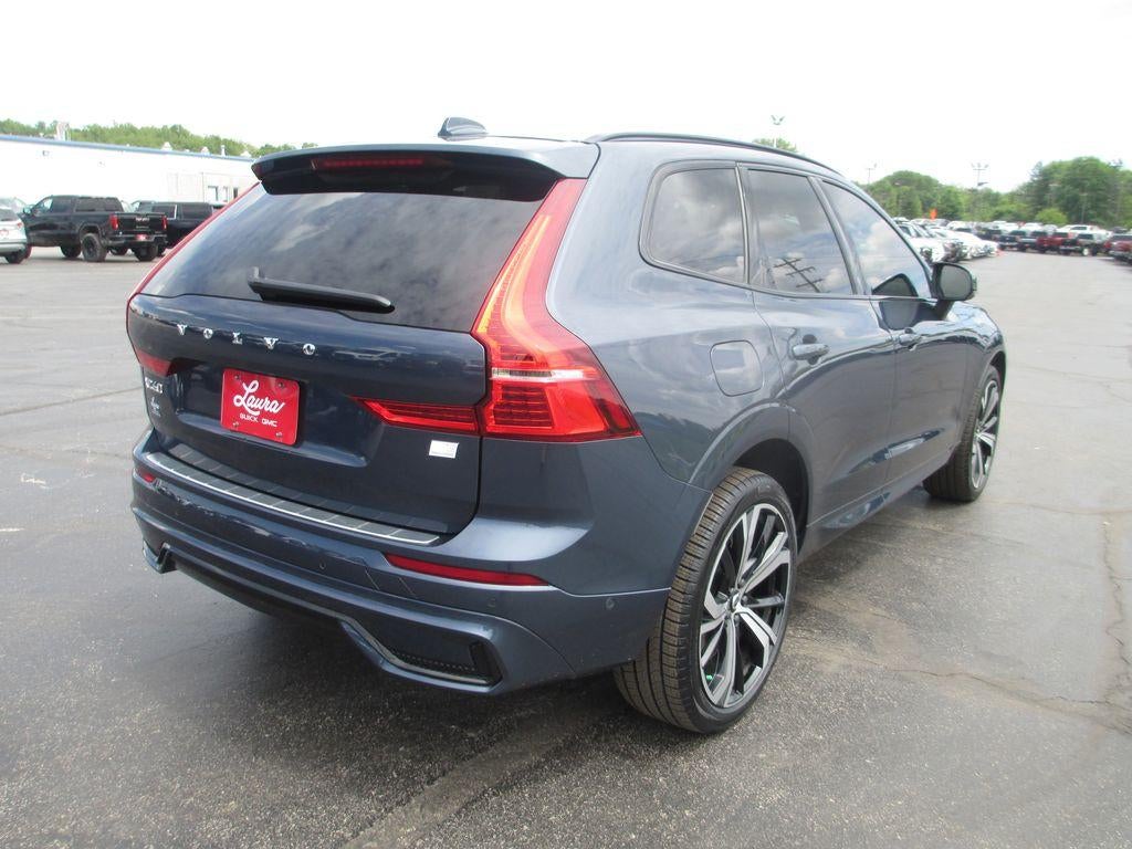 2024 Volvo XC60 Recharge Plug-In Hybrid T8 Ultimate Dark Theme